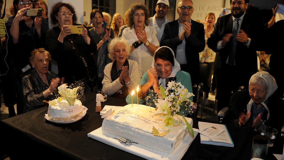 Las Madres celebraron 48 años de lucha y siguen apostando al futuro: “Continúen con lo que hemos logrado” | Un encuentro para reafirmar la búsqueda de Memoria, Verdad y Justicia
