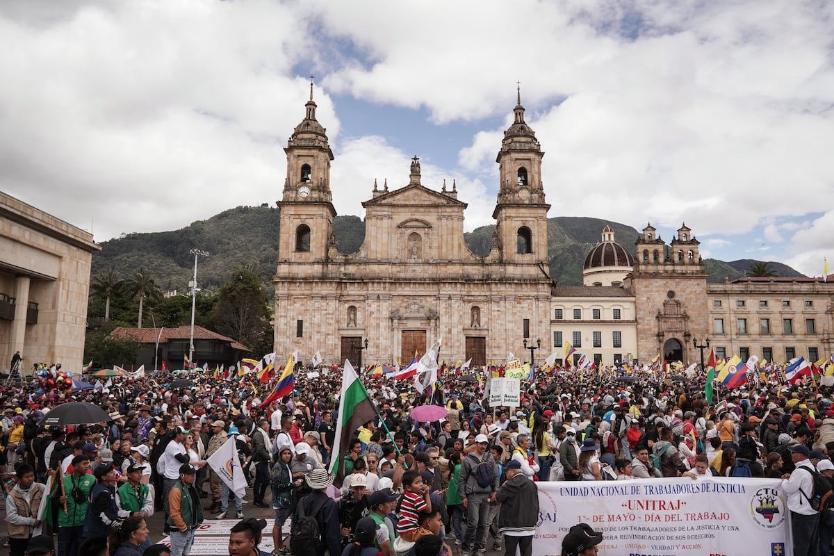 Las marchas del primero de mayo en Colombia, en vivo | “Aquí estamos nosotros, los trabajadores, y vamos a ganar la consulta popular”