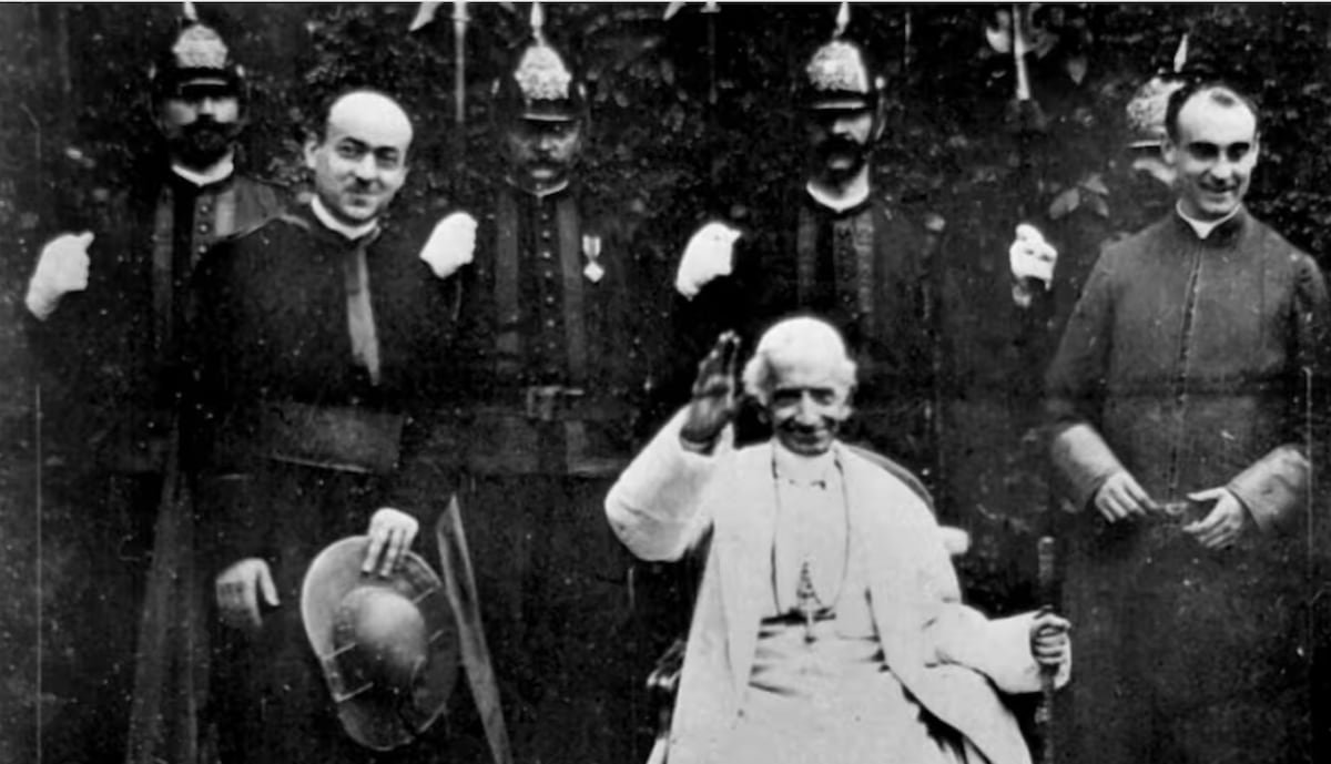 León XIII, el primer Papa en ser filmado por una cámara en 1896 | Internacional
