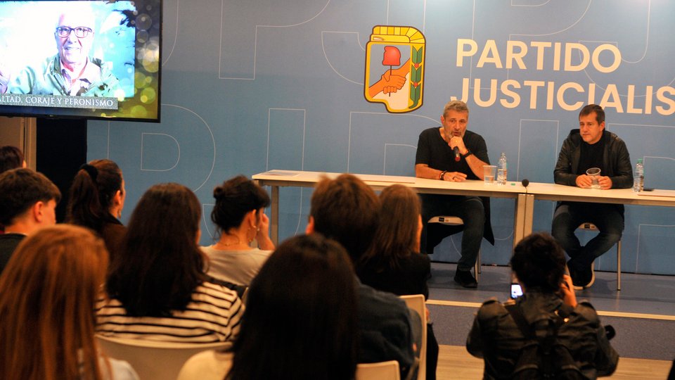 “Los trabajadores siguen siendo la columna vertebral de nuestro movimiento” | El Partido Justicialista de la Ciudad de Buenos Aires celebró el primero de mayo 