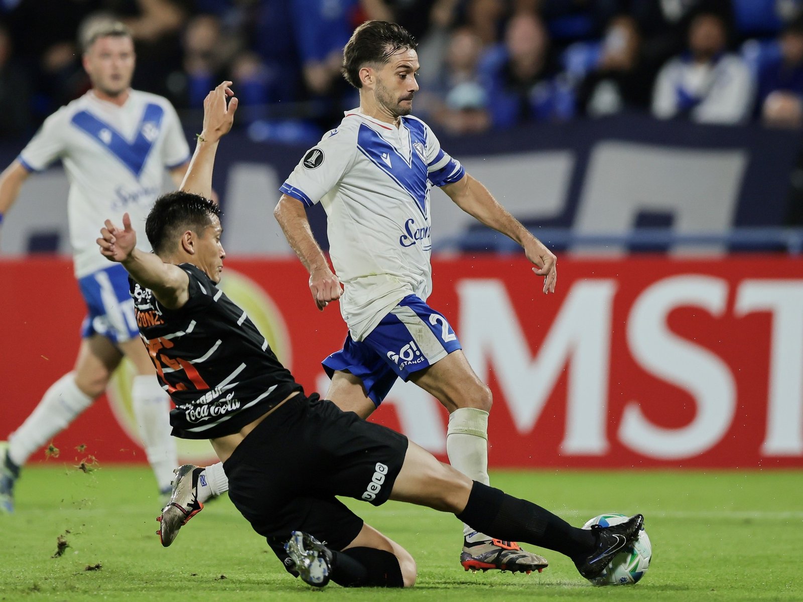 Olimpia se lo empató y sigue líder, pero en un grupo apretado en la Copa Libertadores