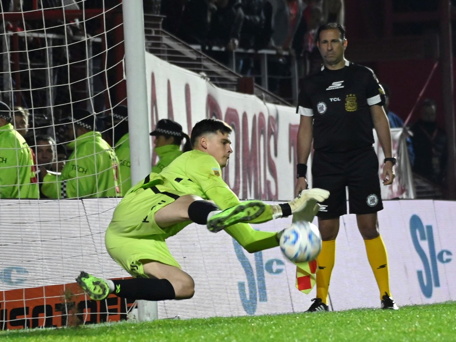 Orlando Gill, el arquero paraguayo que atajó el primer penal de su vida y le dio a San Lorenzo el boleto a semifinales