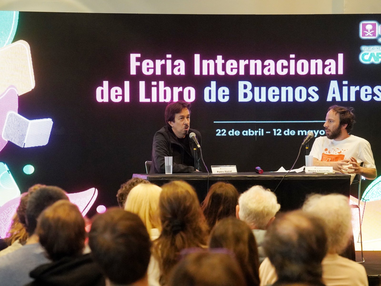 Pedro Mairal inauguró el ciclo de Diálogo con un repaso por su obra