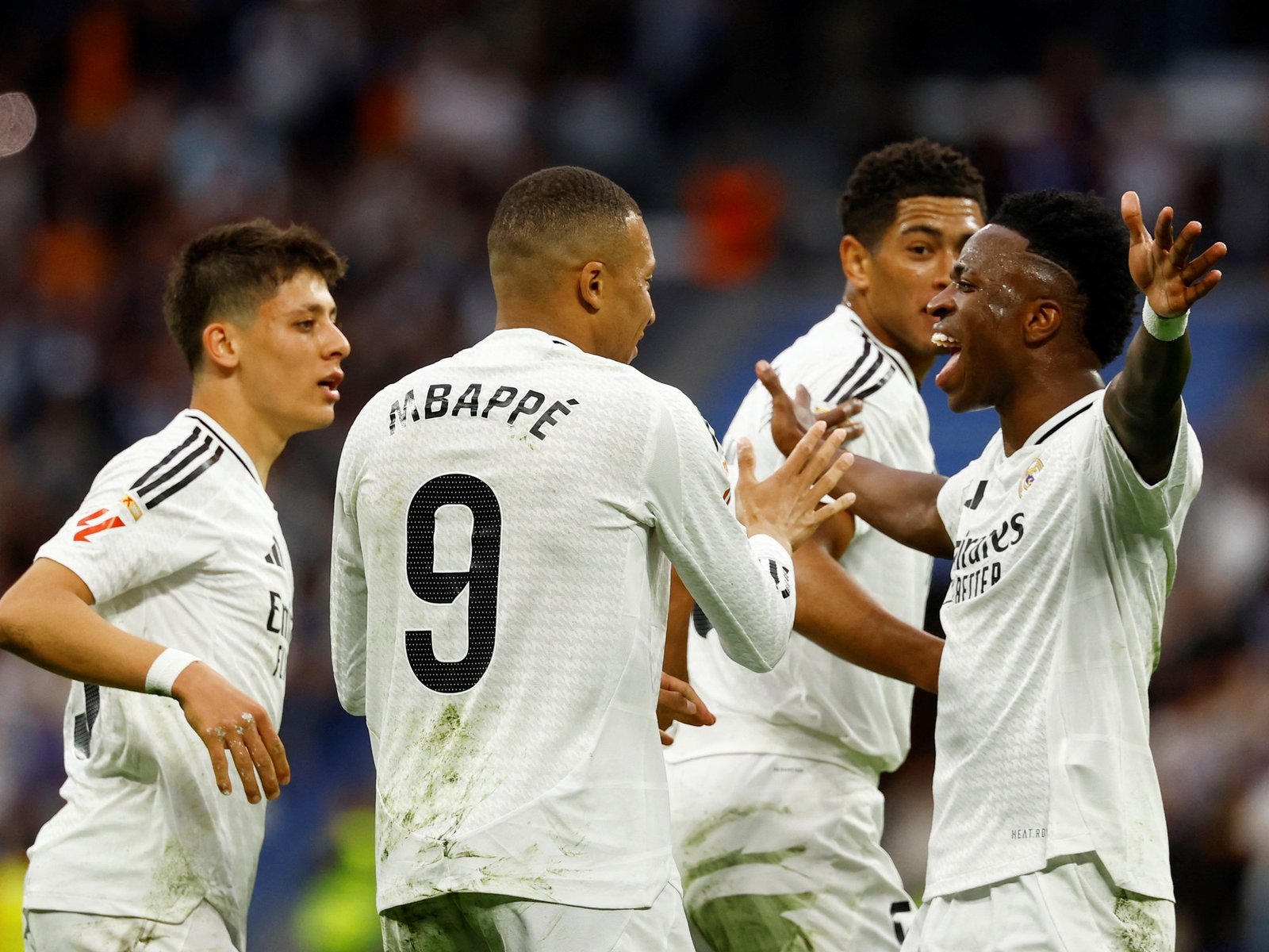 Real Madrid apuesta por el efecto Champions en la cabeza de Barcelona y quiere darle otro golpe de nocaut en un clásico que define La Liga