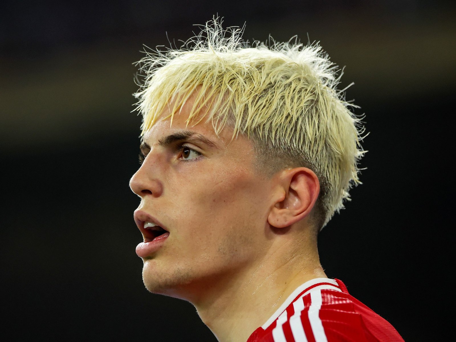 “Será mejor que te pongas a rezar para encontrar un club que te compre”