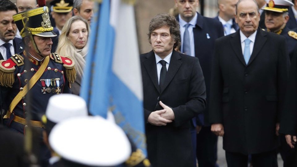 Tensión en el tedeum del 25 de mayo: Milei evitó saludar a la vicepresidenta Villarruel | Esquivó a la vicepresidenta y al jefe de gobierno de CABA