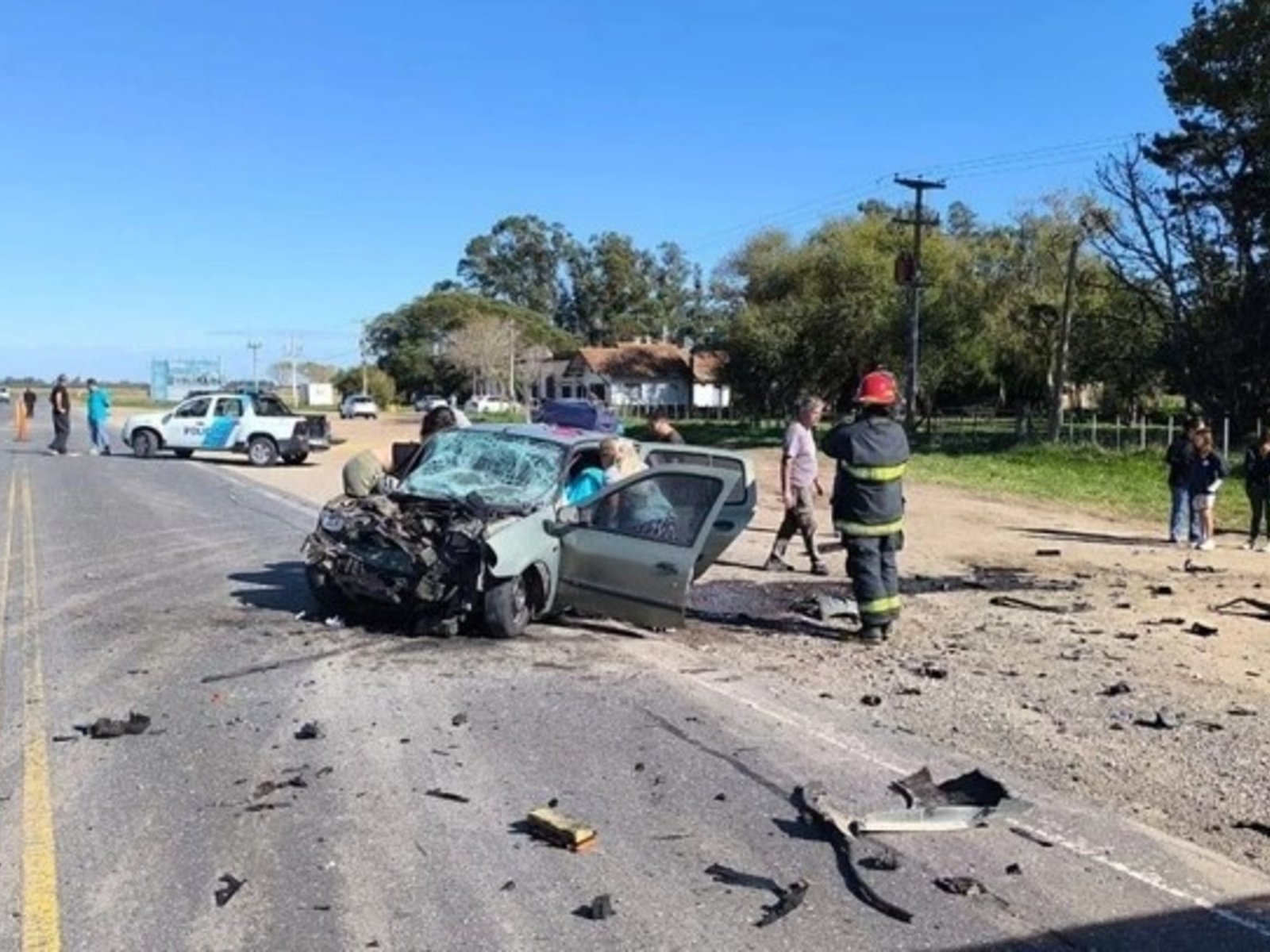 Tres mujeres muertas y un herido grave en un accidente en General Alvarado