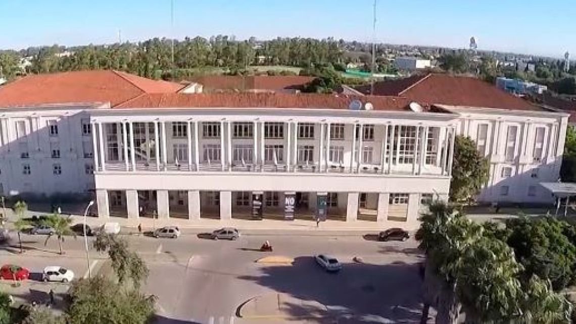 UNC: docentes universitarios paran este martes en reclamo de un aumento salarial