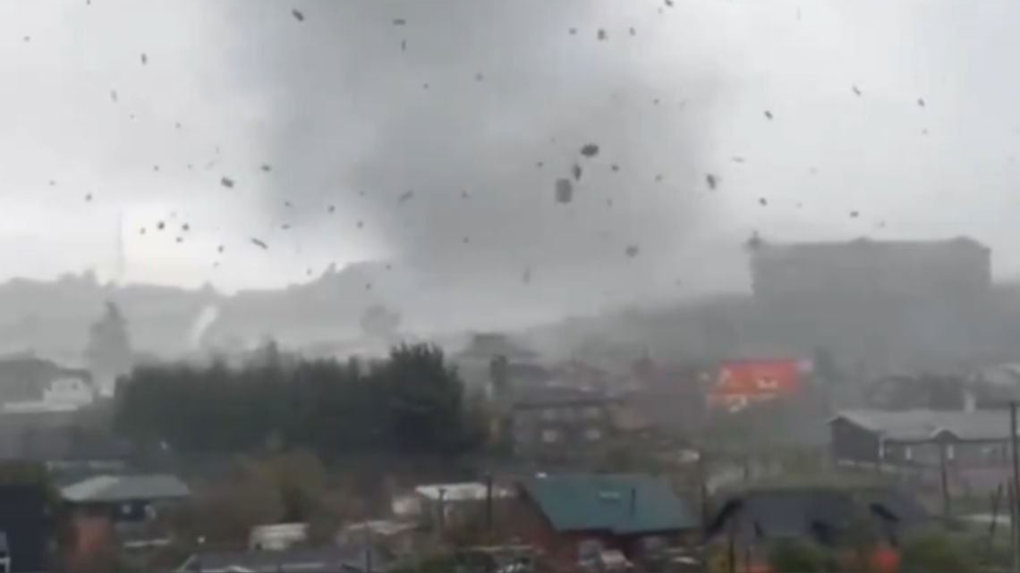 Un tornado arrasó el sur de Chile: numerosos heridos y un centenar de casas con daños