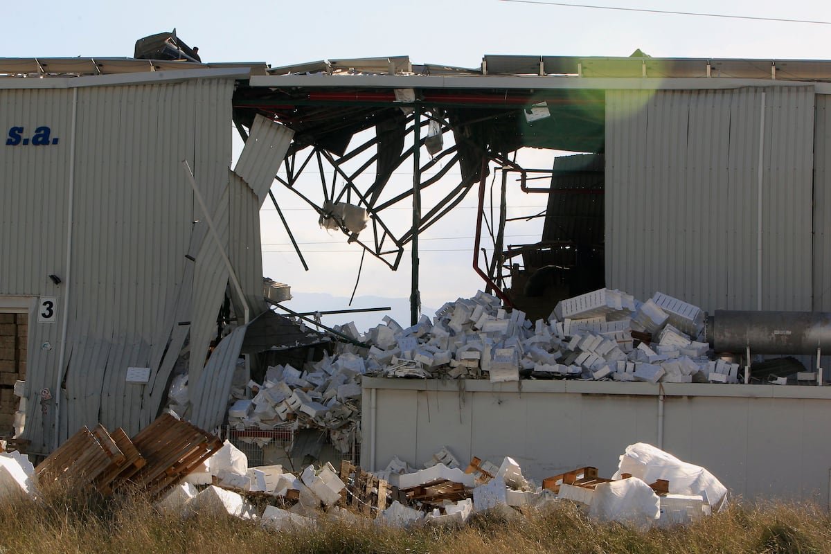 Una caldera con reparaciones no homologadas causó la explosión que dejó tres muertos y un herido grave en una fábrica de Ibi (Alicante) | España