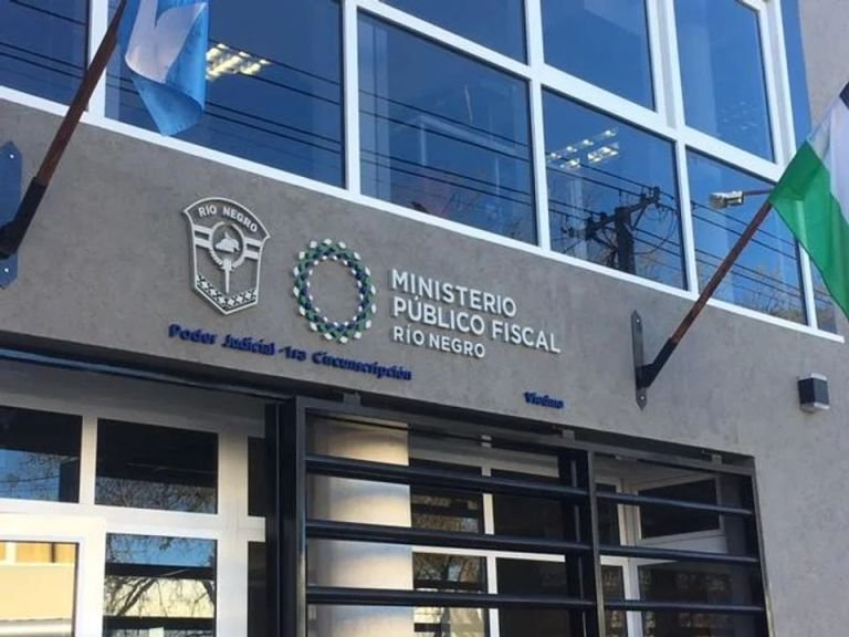 Una empleada municipal intentó incendiar una oficina