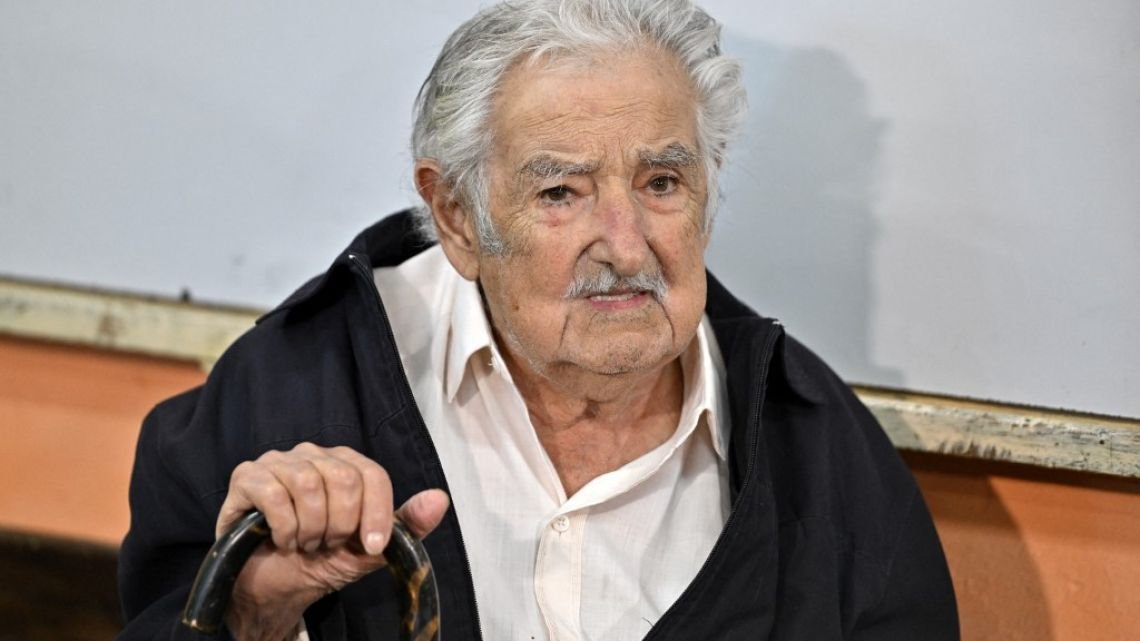 Yamandú Orsi dijo que Pepe Mujica atraviesa un “momento difícil” de salud