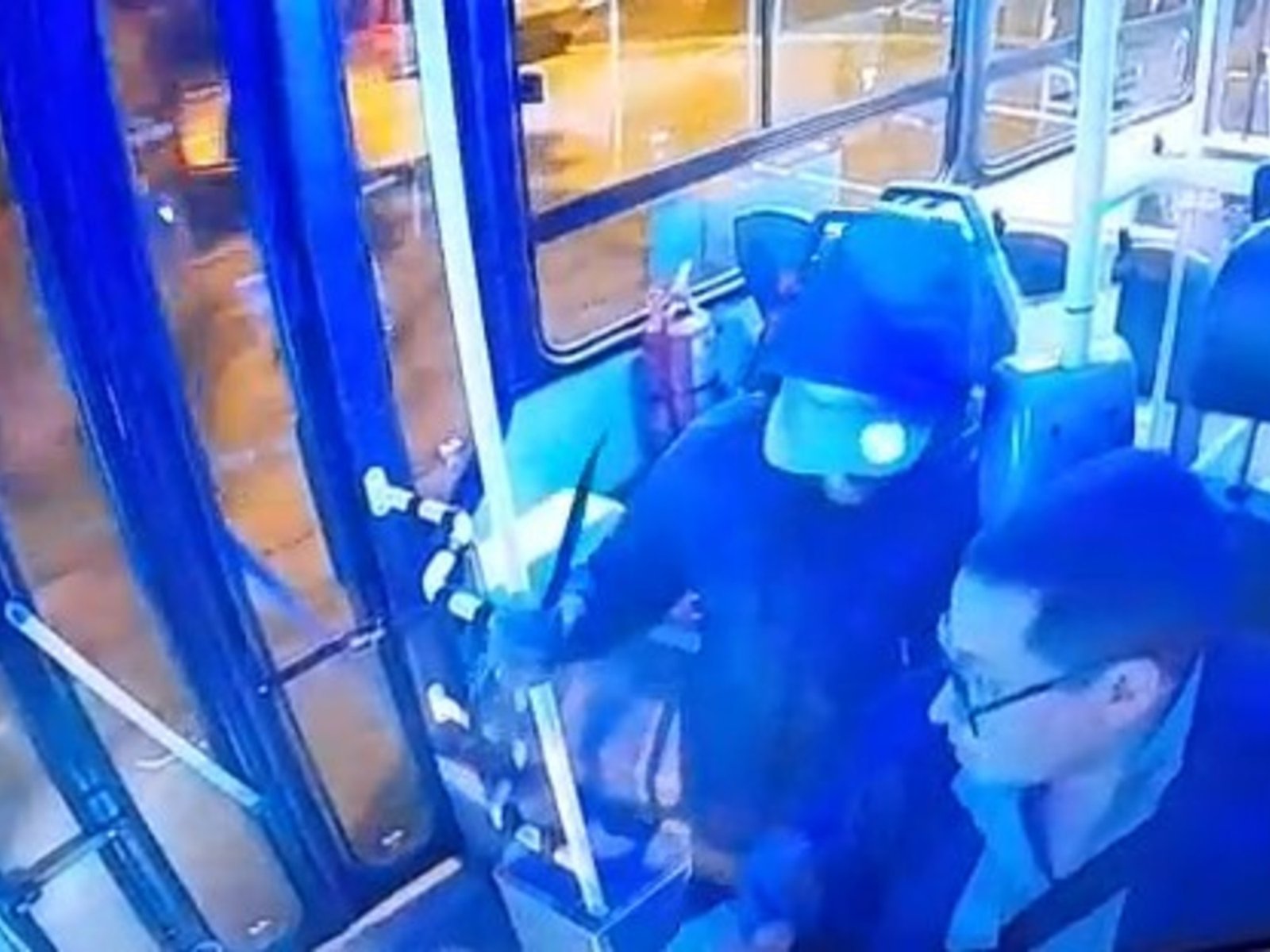 así fue el violento ataque al chofer de colectivo que provocó el paro en la línea 126 en La Matanza