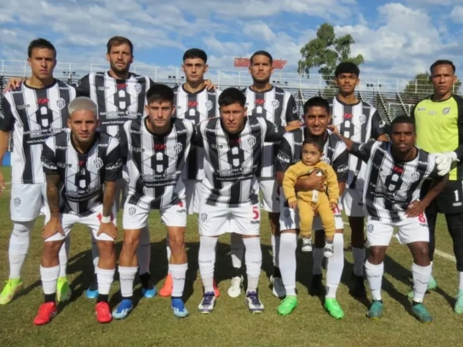 la AFA suspendió a cuatro jugadores brasileños de El Porvenir sospechados de arreglar partidos