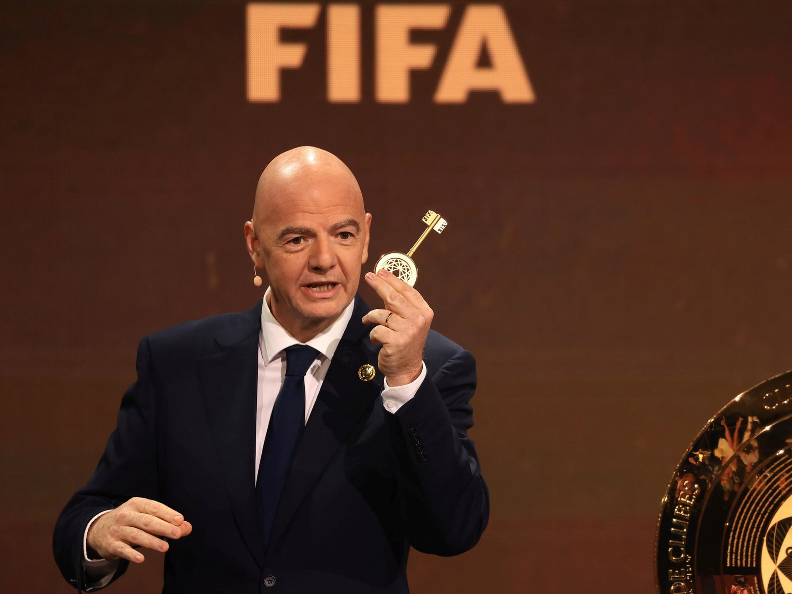 la FIFA abre un mercado de pases especial para incorporar jugadores y anunció en qué fecha se entregan las listas