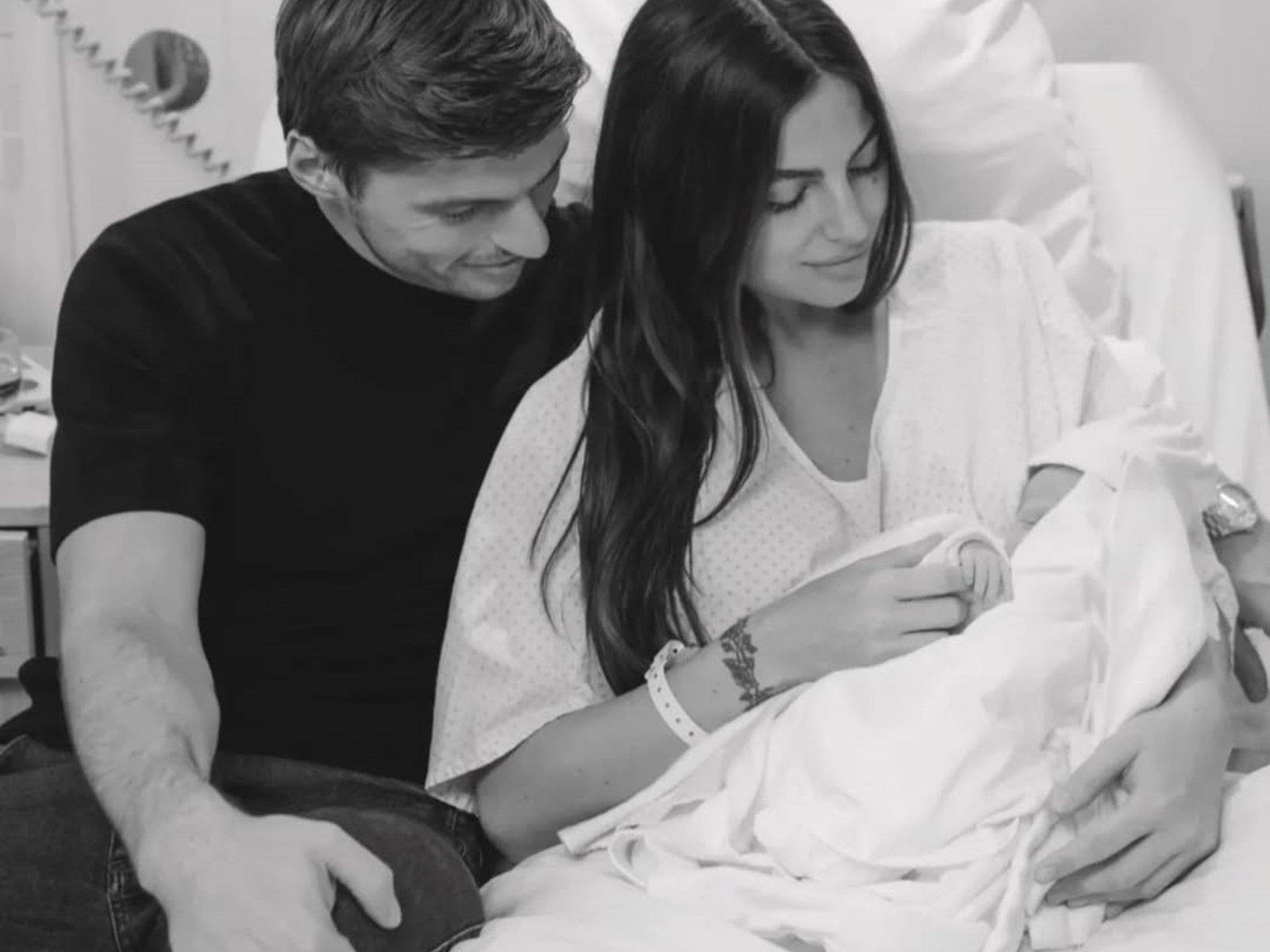 nació Lily, su primera hija con Kelly Piquet