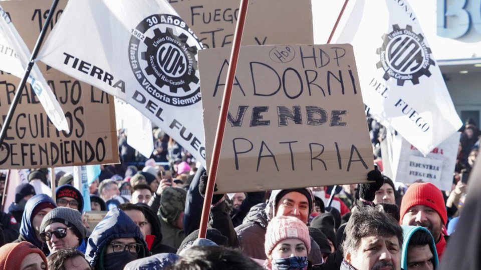 "No podemos decir 'me vuelvo', somos de acá"