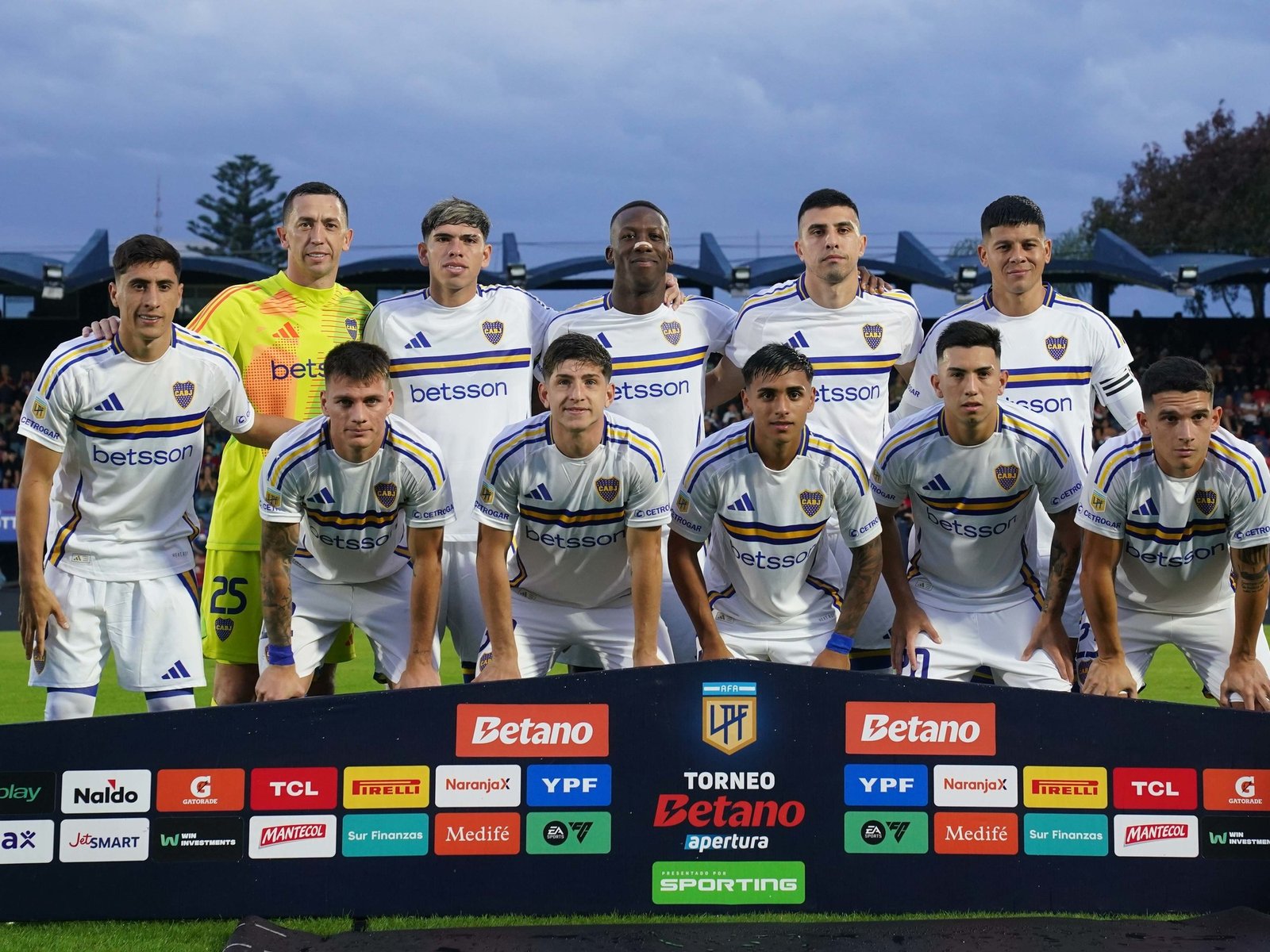 tres invencibles, con Racing y San Lorenzo como los que más perdieron en casa