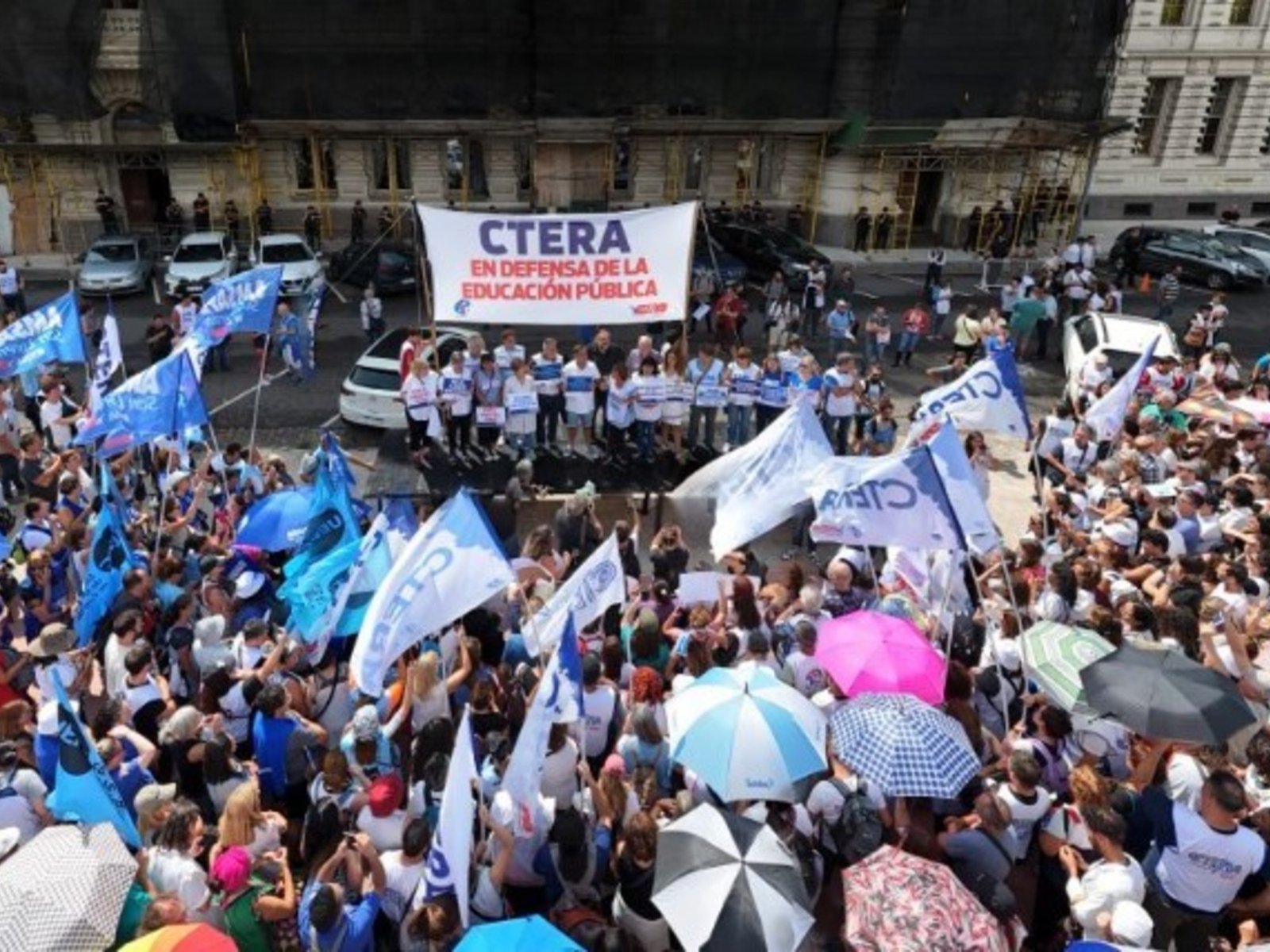 una jornada de protesta podría afectar las clases en escuelas y universidades este jueves 22 de mayo