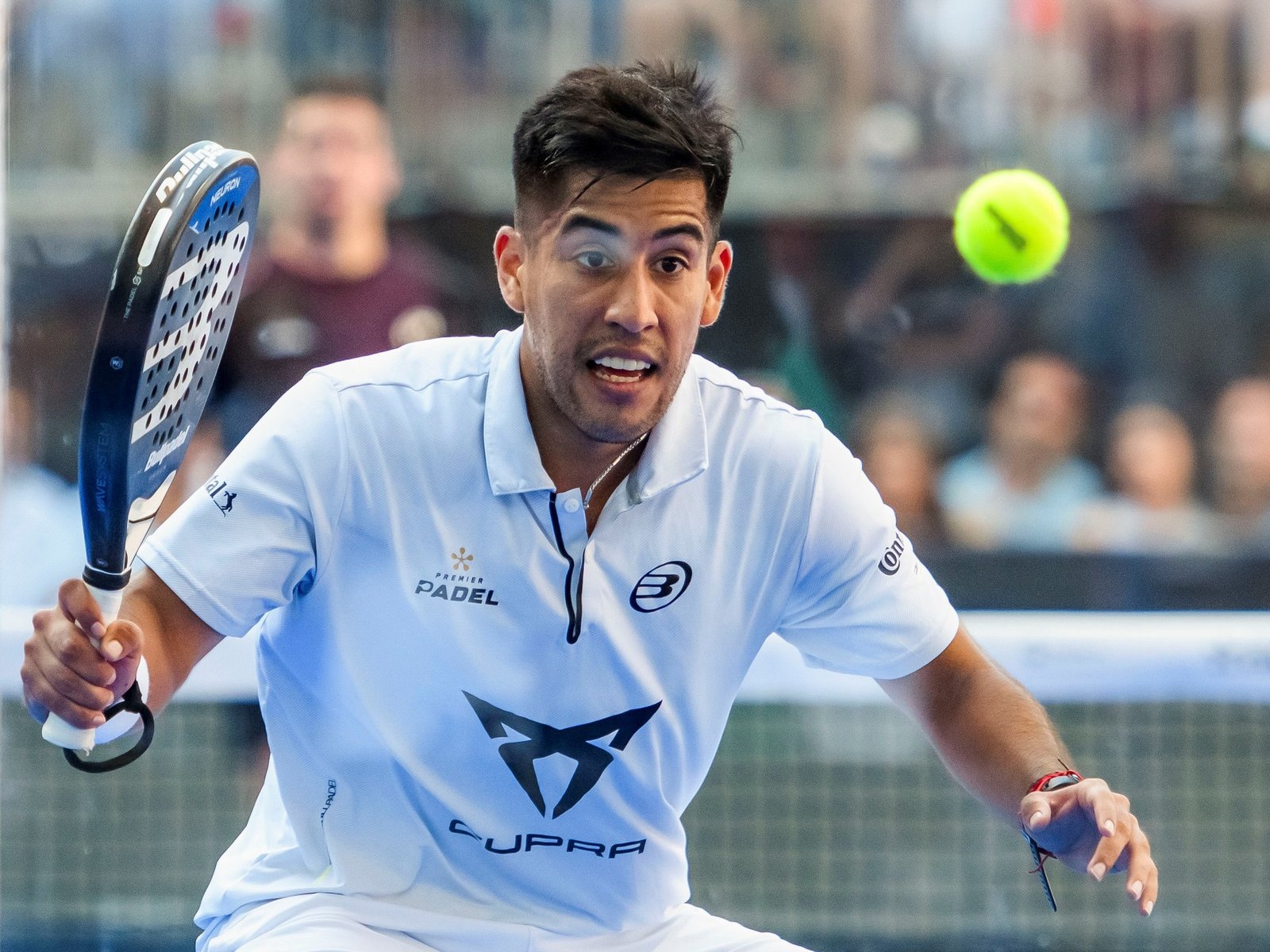 vendió rifas para viajar, vivió en un auto y es campeón mundial