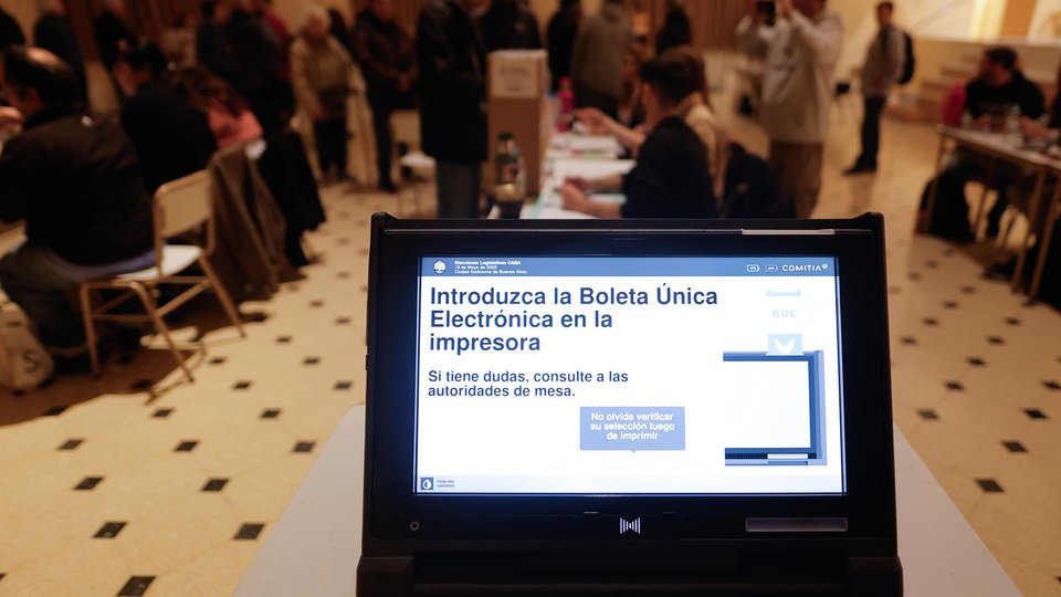 ¿Qué hacer para que otra vez se llenen las urnas? | La elección porteña del domingo tuvo un ausentismo de casi el 47 por ciento 