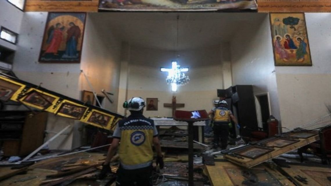 Al menos 20 muertos en atentado del Estado Islámico contra iglesia en Damasco
