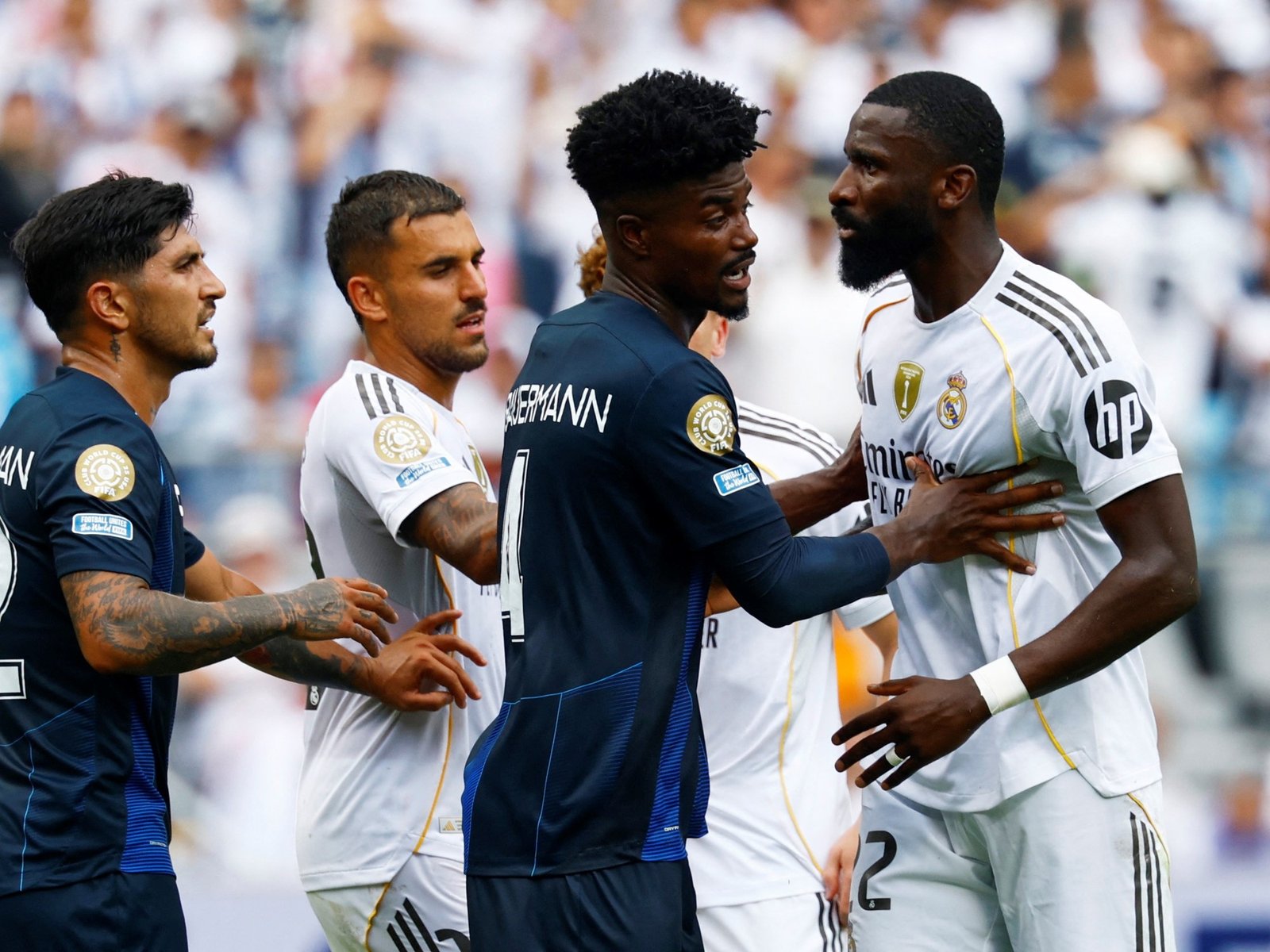 Antonio Rudiger, futbolista del Real Madrid, acusó a Gustavo Cabral de racismo: la defensa del argentino