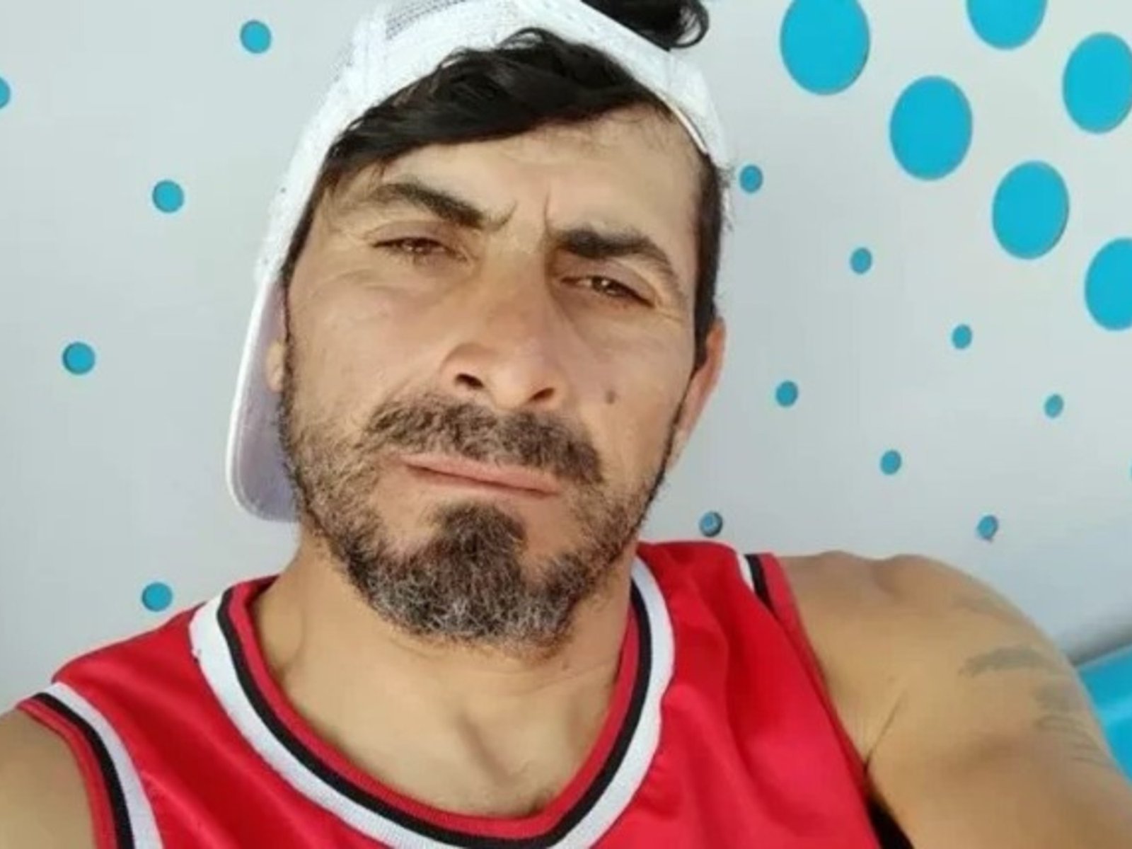 Apareció en Merlo el cuerpo de un hombre que se había arrojado borracho y drogado al río en medio del temporal
