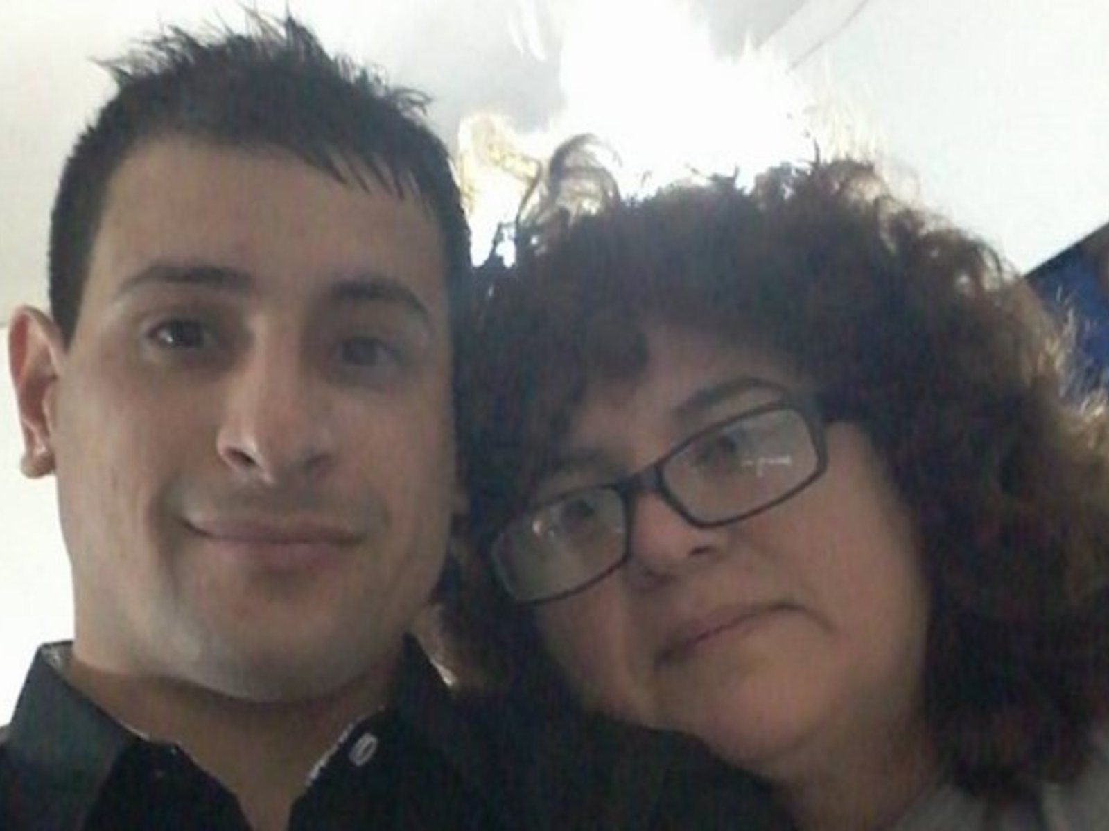 Decapitó a su mamá con un hacha y fue hasta una clínica a pedir ayuda