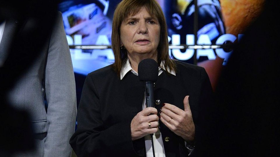 Denuncian a Patricia Bullrich “por operativos ilegales” en la marcha a Plaza de Mayo en apoyo a Cristina Kirchner | También a los jefes de Gendarmería, Policía Federal y PSA