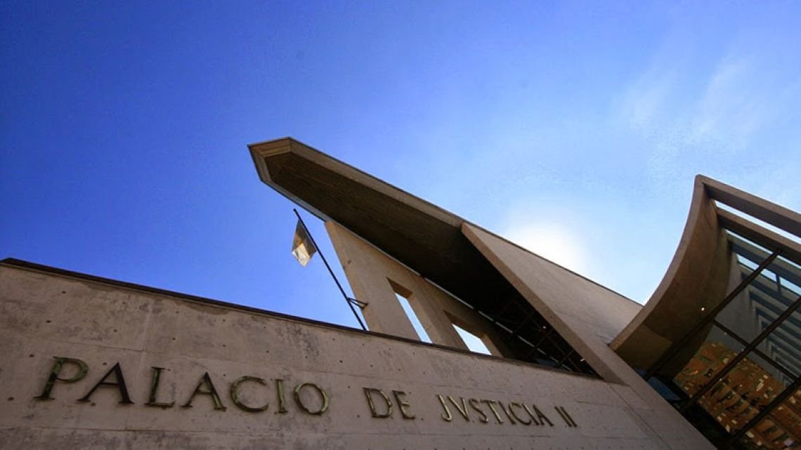 Detuvieron a la niñera acusada de maltratar a un bebé en Córdoba