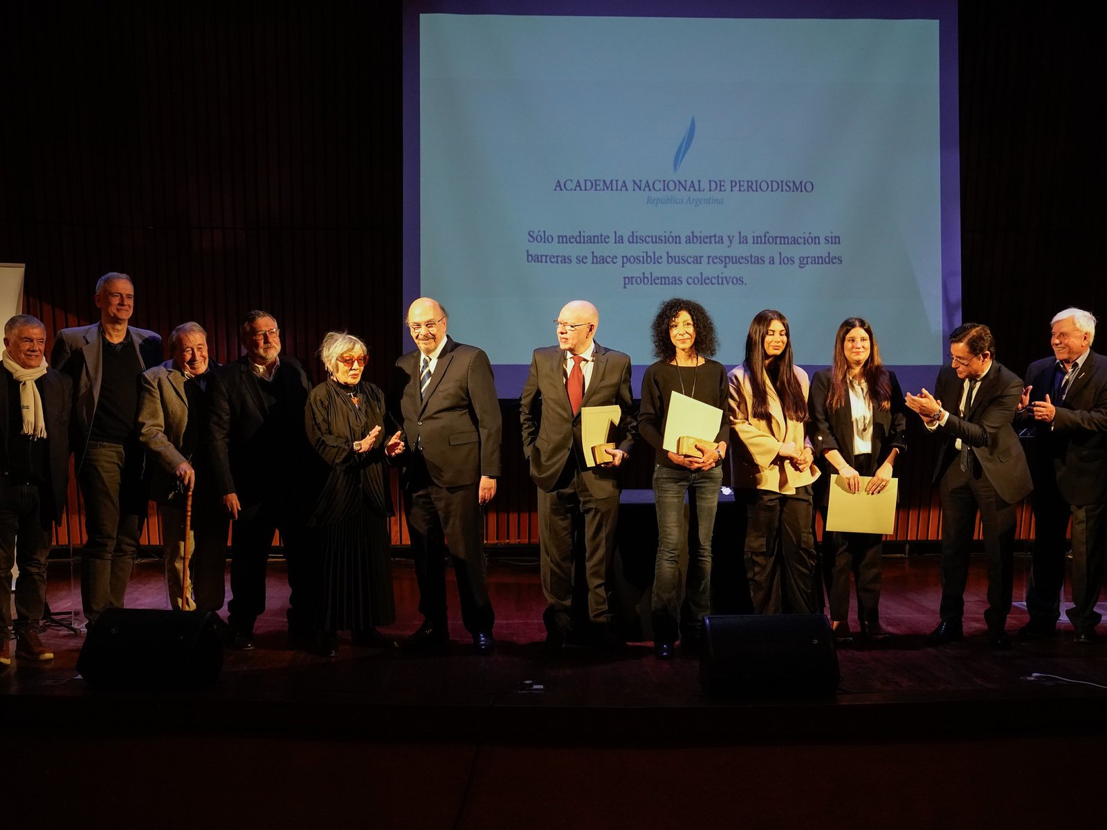 Duras críticas a los ataques del Gobierno al periodismo independiente