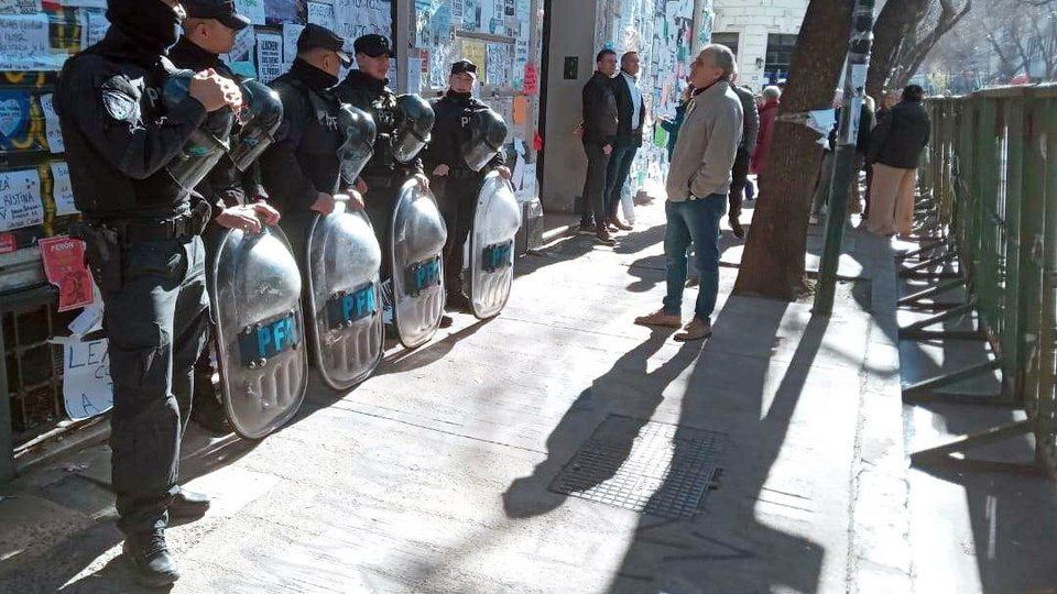 El Gobierno intenta desalentar el banderazo frente a la casa de Cristina Kirchner | Patricia Bullrich montó un megaoperativo