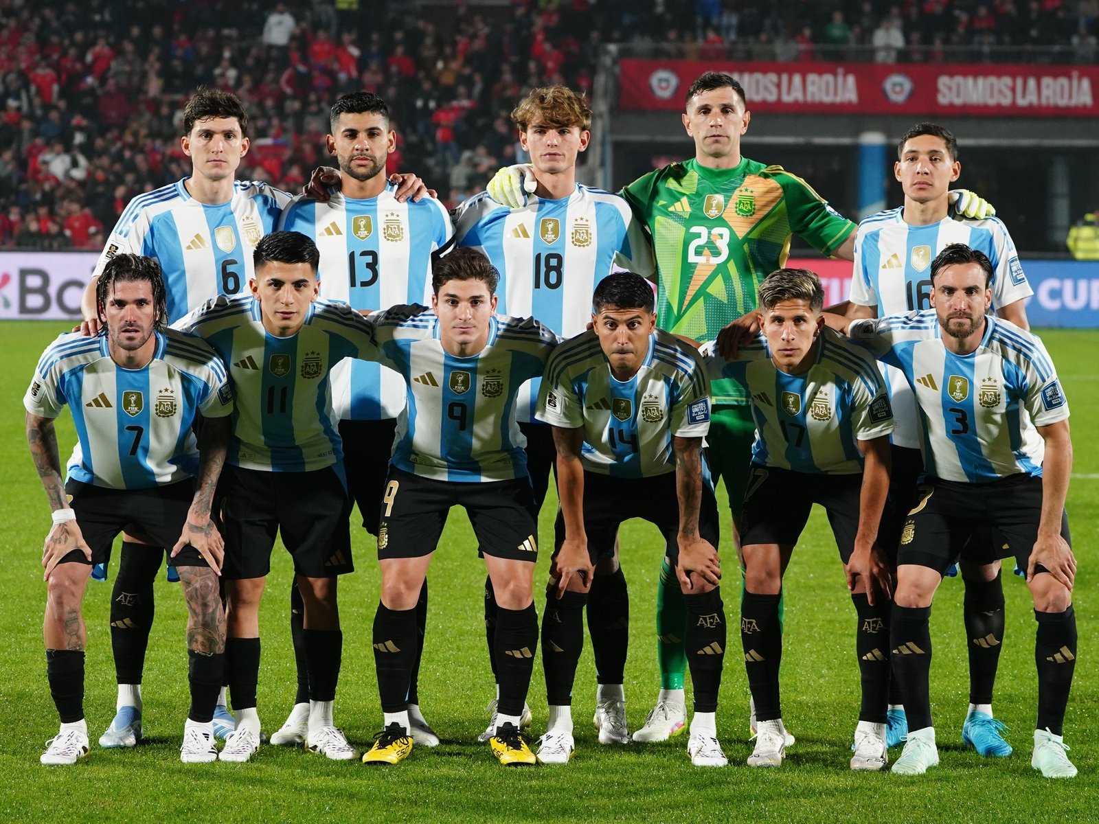 Giuliano Simeone y Nico Paz fueron titulares y casi 30 años después emularon a sus papás Diego y Pablo