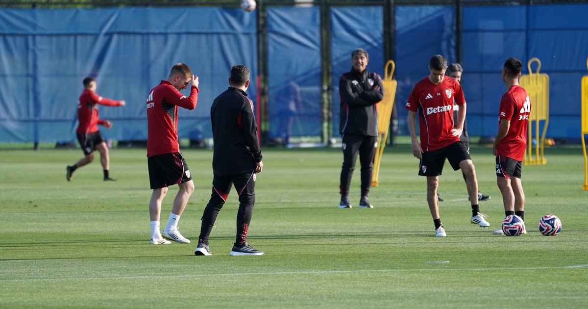 Idas y vueltas del pase de Mastantuono :: Olé