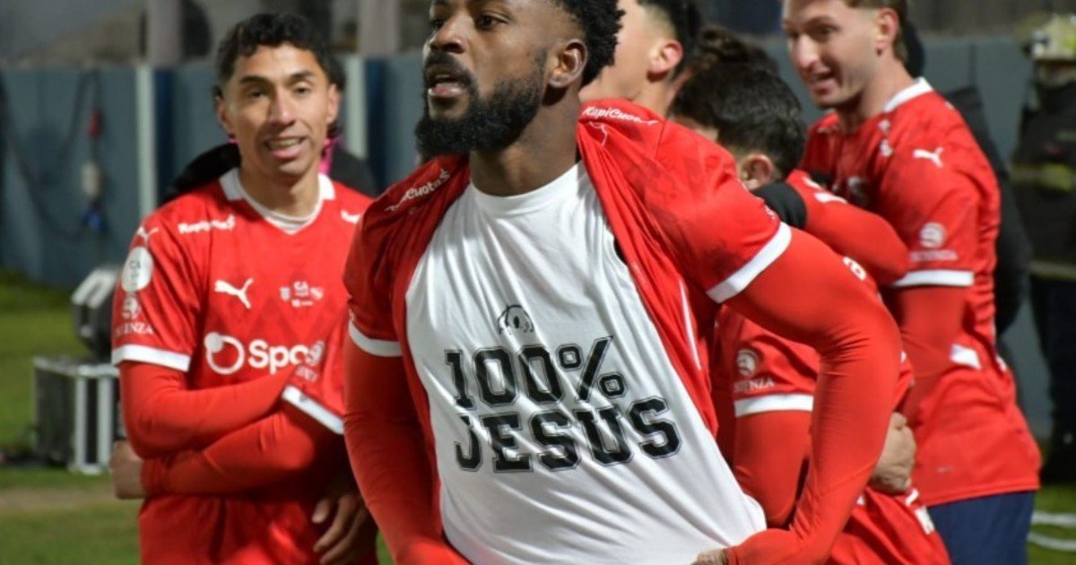 Las bombas de Angulo contra la dirigencia de Independiente: “Estoy con bronca, no me cuidaron” :: Olé