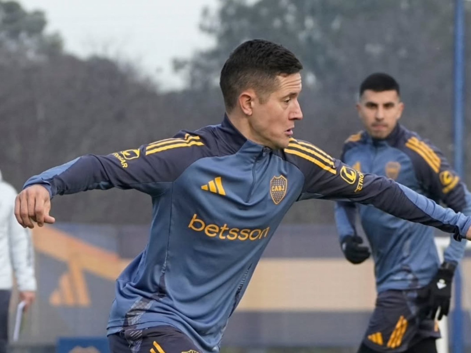 Miguel Ángel Russo ya perfila un 11 para el debut contra Benfica, sin refuerzos