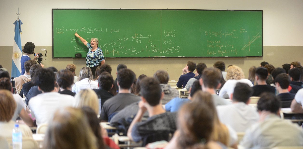 Otro ranking internacional muestra una amplia caída de las universidades argentinas: las 12 que bajaron