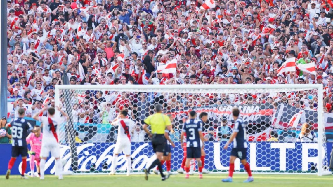 River mereció más, empató ante Monterrey, y ahora define su pase a octavos contra Inter