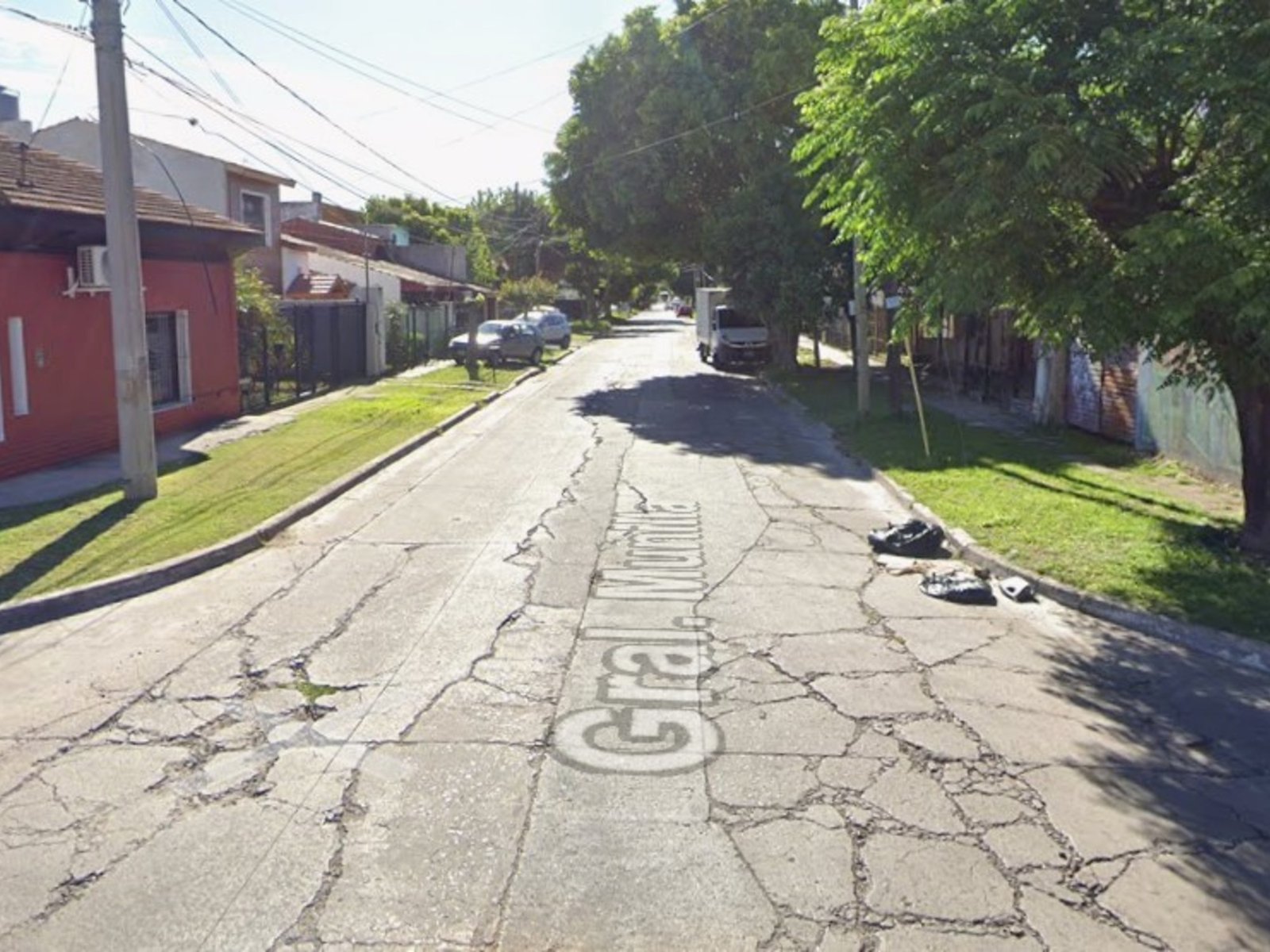 Un policía de la Ciudad baleó a dos motochorros que le robaron en Castelar: uno murió