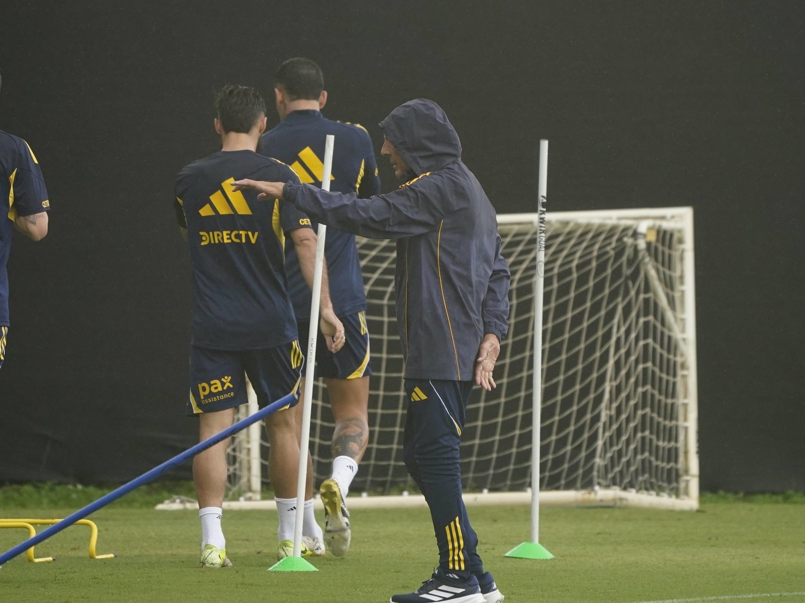 Una tormenta eléctrica obligó a interrumpir el entrenamiento de Boca de cara al debut en el Mundial de Clubes contra el Benfica
