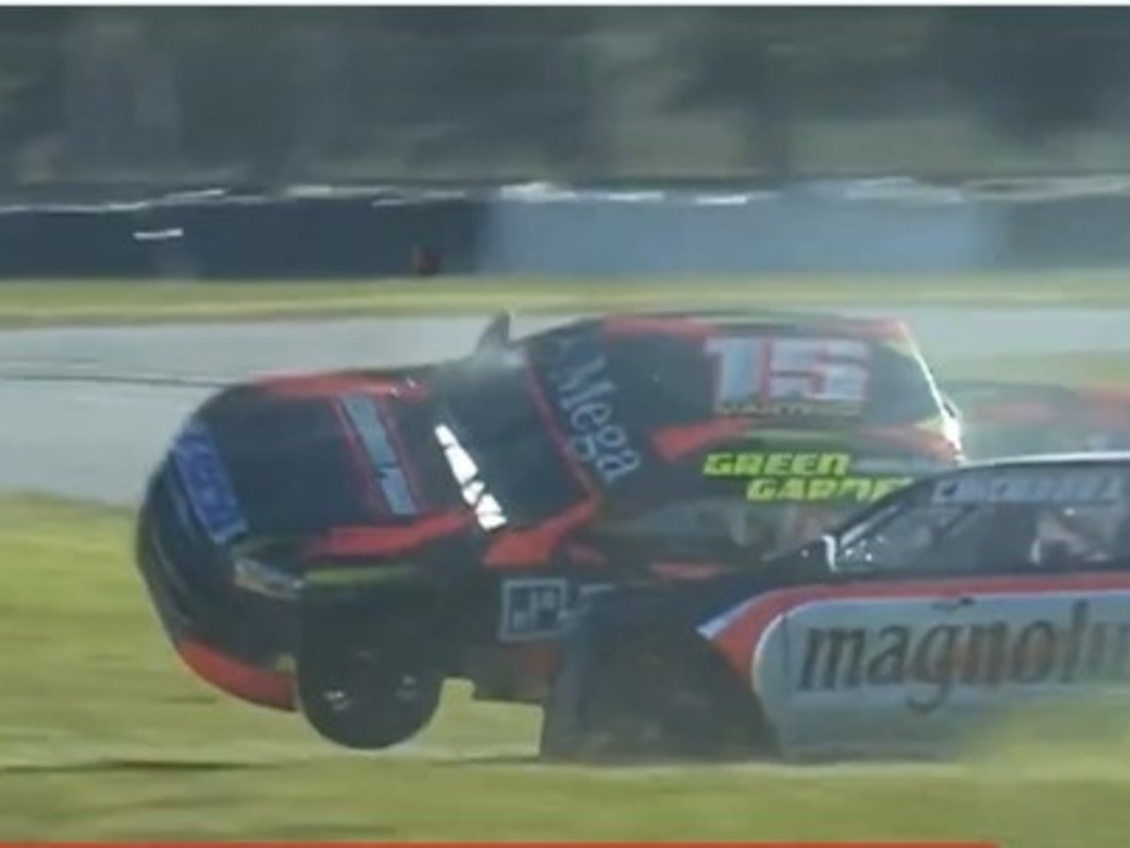 doce vuelcos, chapas volando y volver a nacer del hijo del Gurí