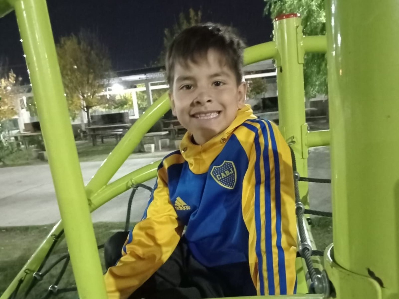 el nene que lucha por su vida tras quedar en medio de una infernal ráfaga de tiros