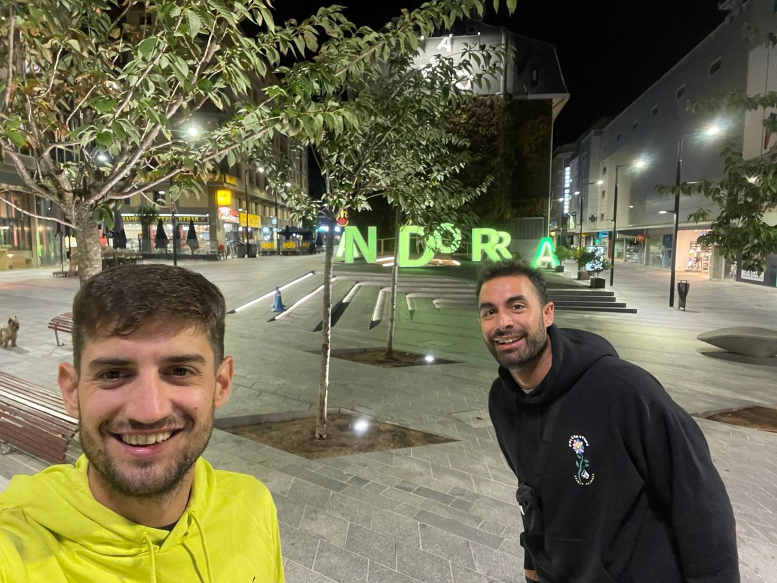empezó como camarero y cinco años después es “el carpintero” de casi toda Andorra