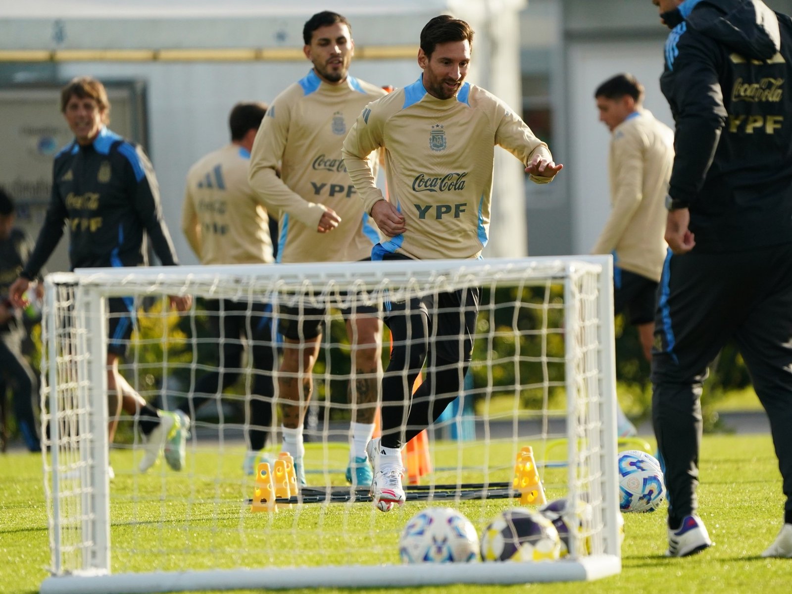 la vuelta de Messi y de otros nombres de peso