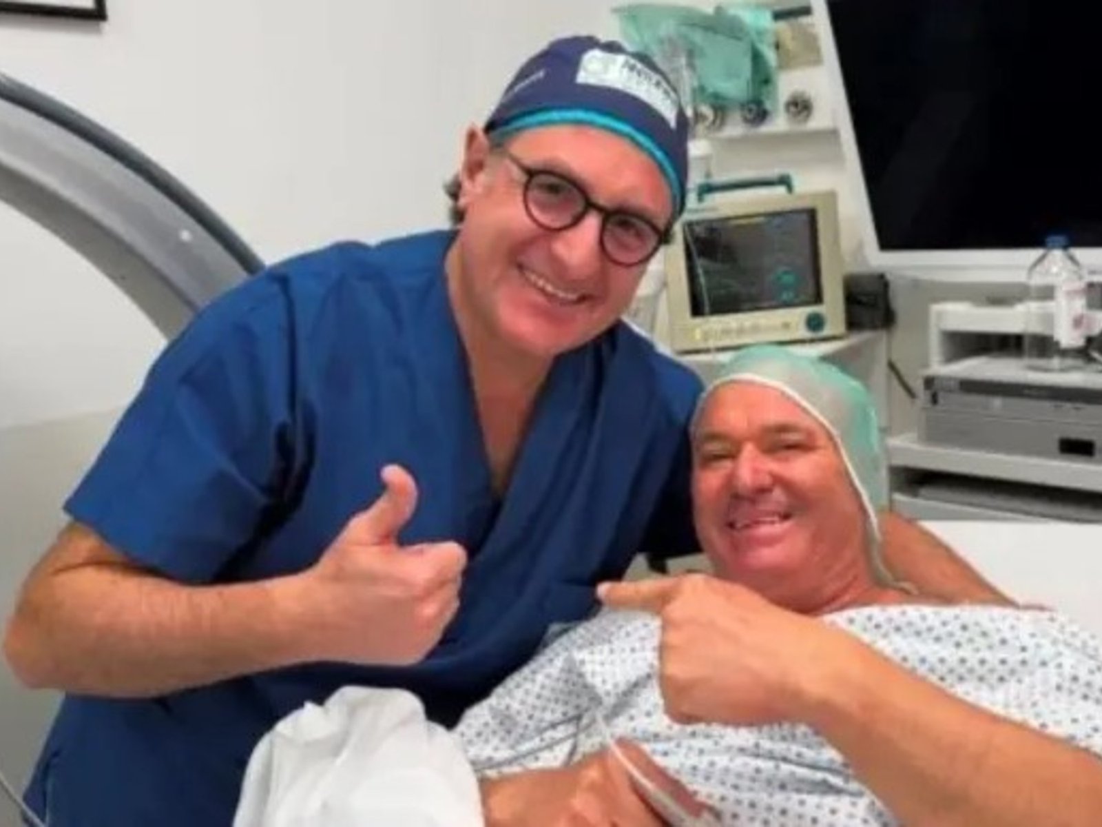 lo despidieron por mostrar fotos y videos indebidos, se atrincheró en el club y lo desalojaron 6 meses después