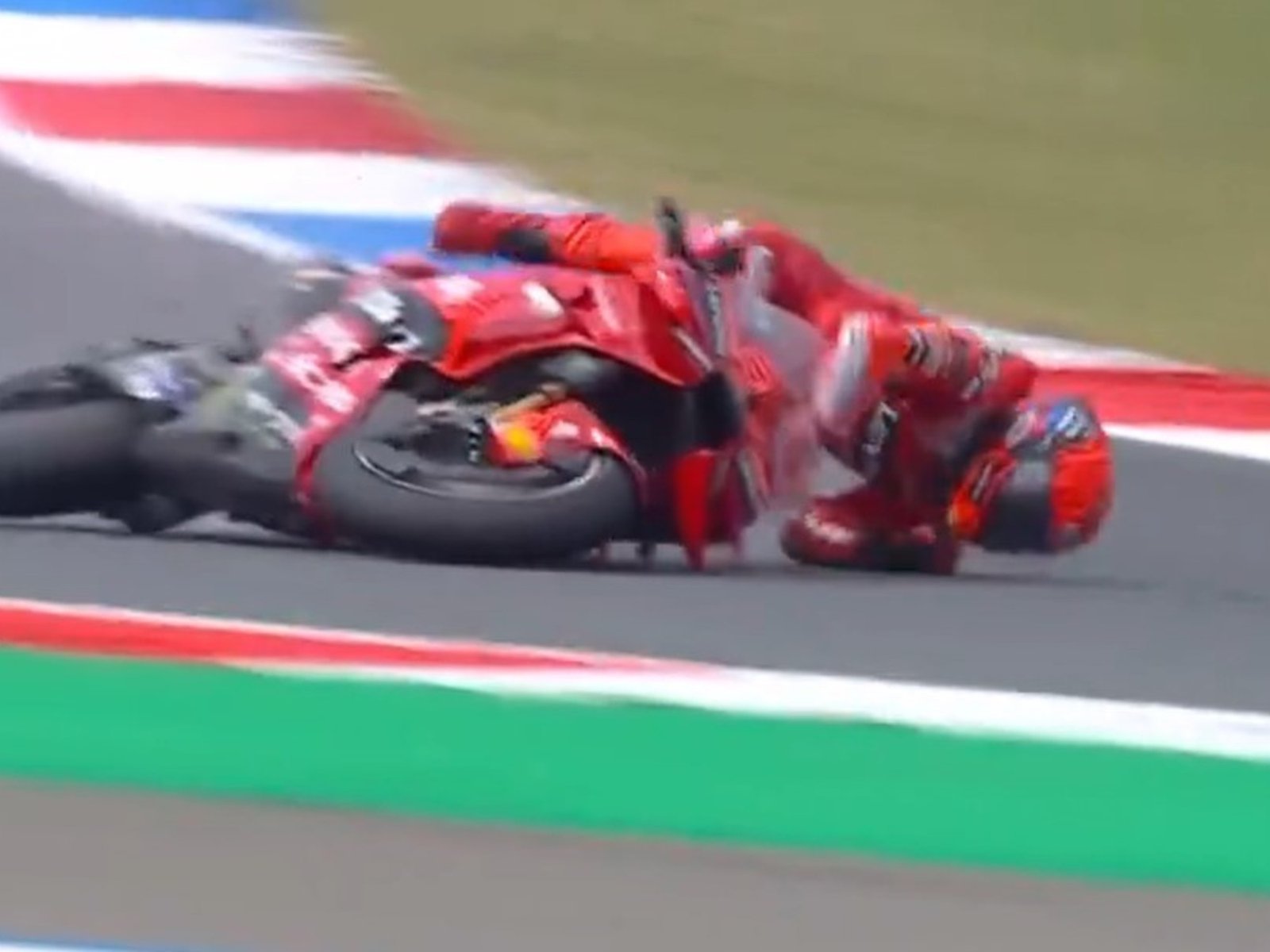 rodó por la leca en el GP de Países Bajos pero marcó el mejor tiempo