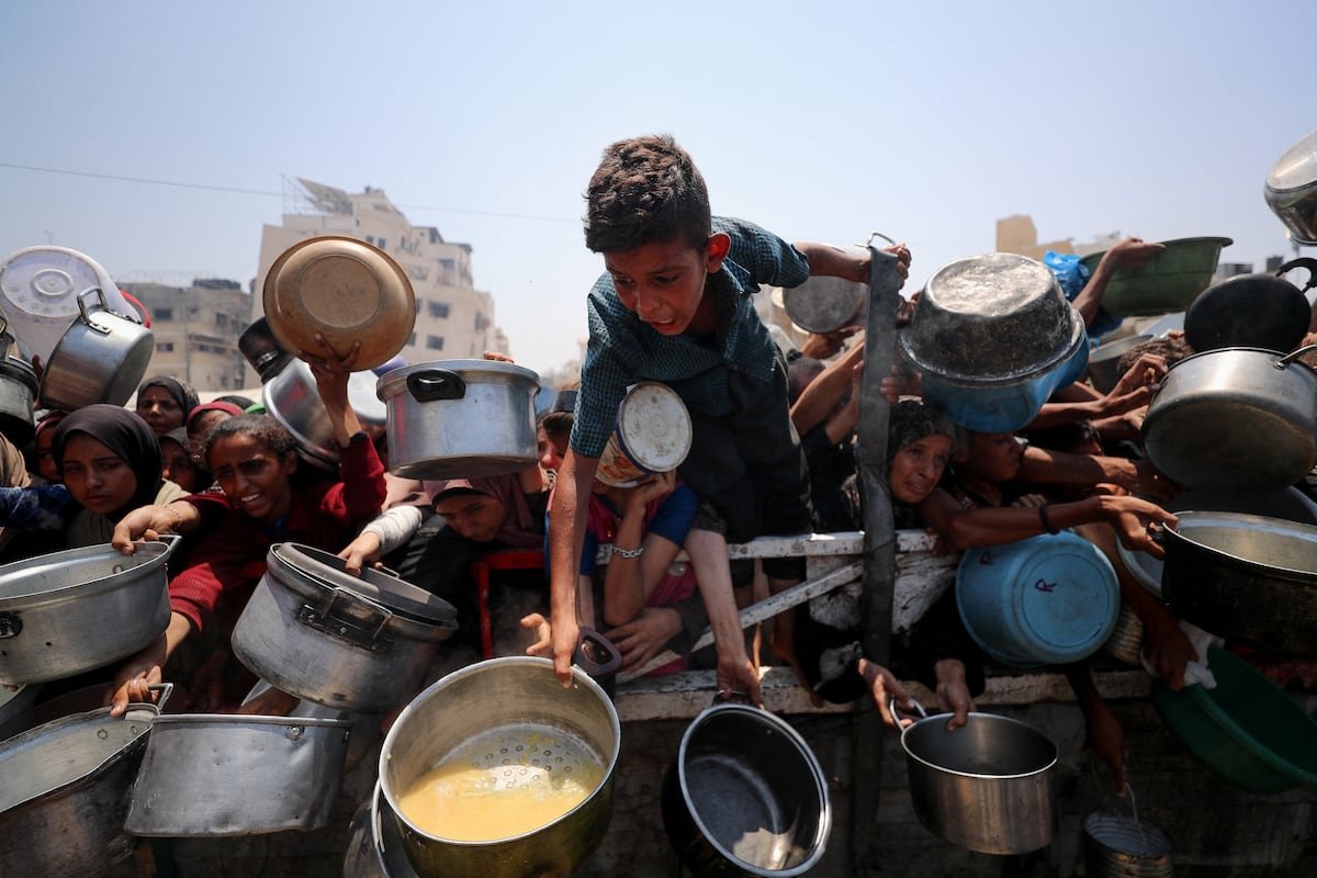 Última hora del conflicto en Oriente Próximo, en directo | El Gobierno de Gaza alerta de que 40.000 bebés y 60.000 niños pueden morir “en cuestión de días” por el desabastecimiento | Internacional