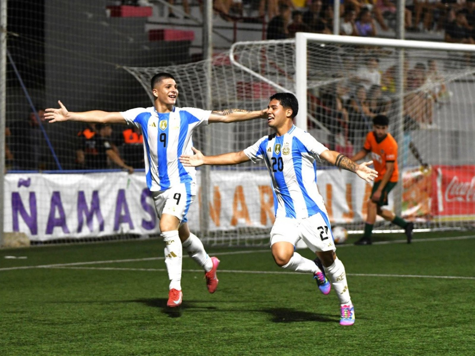 A puro golazo, la Selección Sub 20 remontó a Valencia y está en semifinales del torneo de L’Alcudia