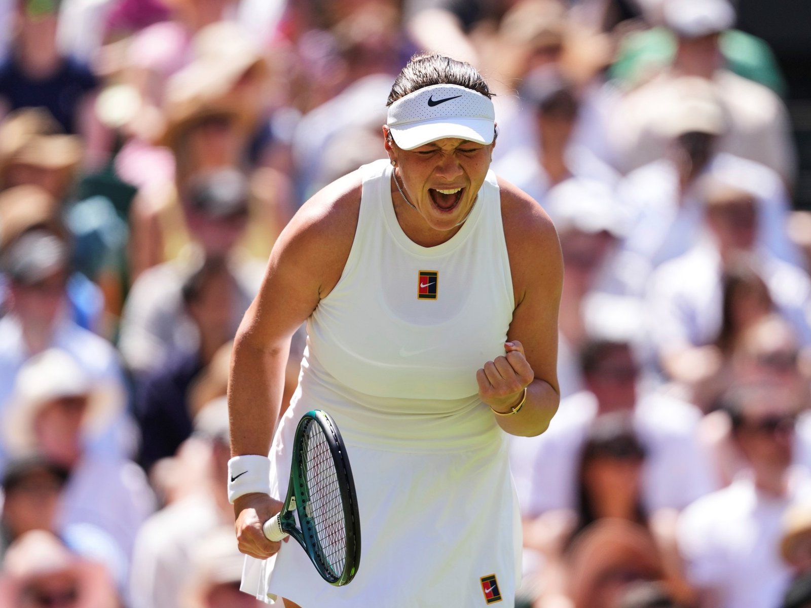 Amanda Anisimova le ganó a Aryna Sabalenka una batalla cargada de drama y jugará la final contra Iga Swiatek